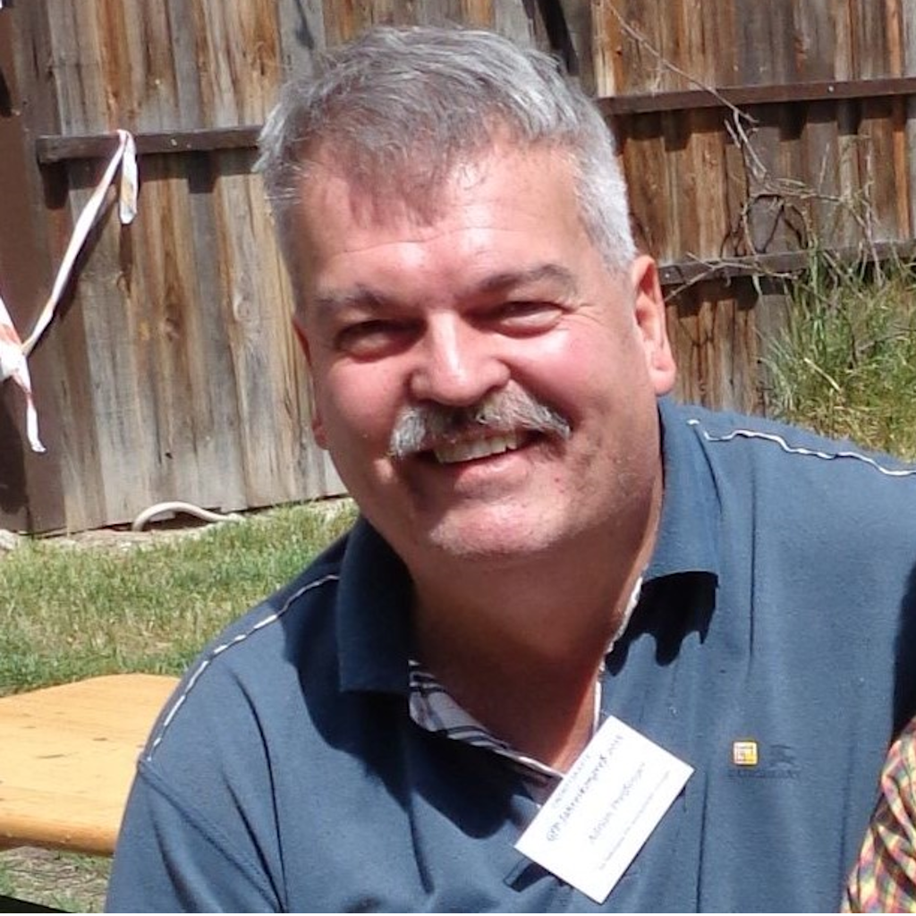 Politisch Verfolgter im Exil - Adrian Preißinger